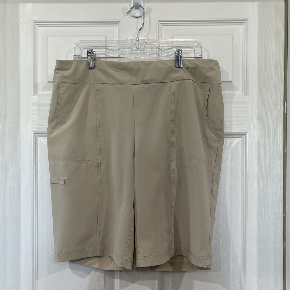 Chico’s 2 Stretch Performance  Tan Pull-On Walking Bermuda Shorts Women's M